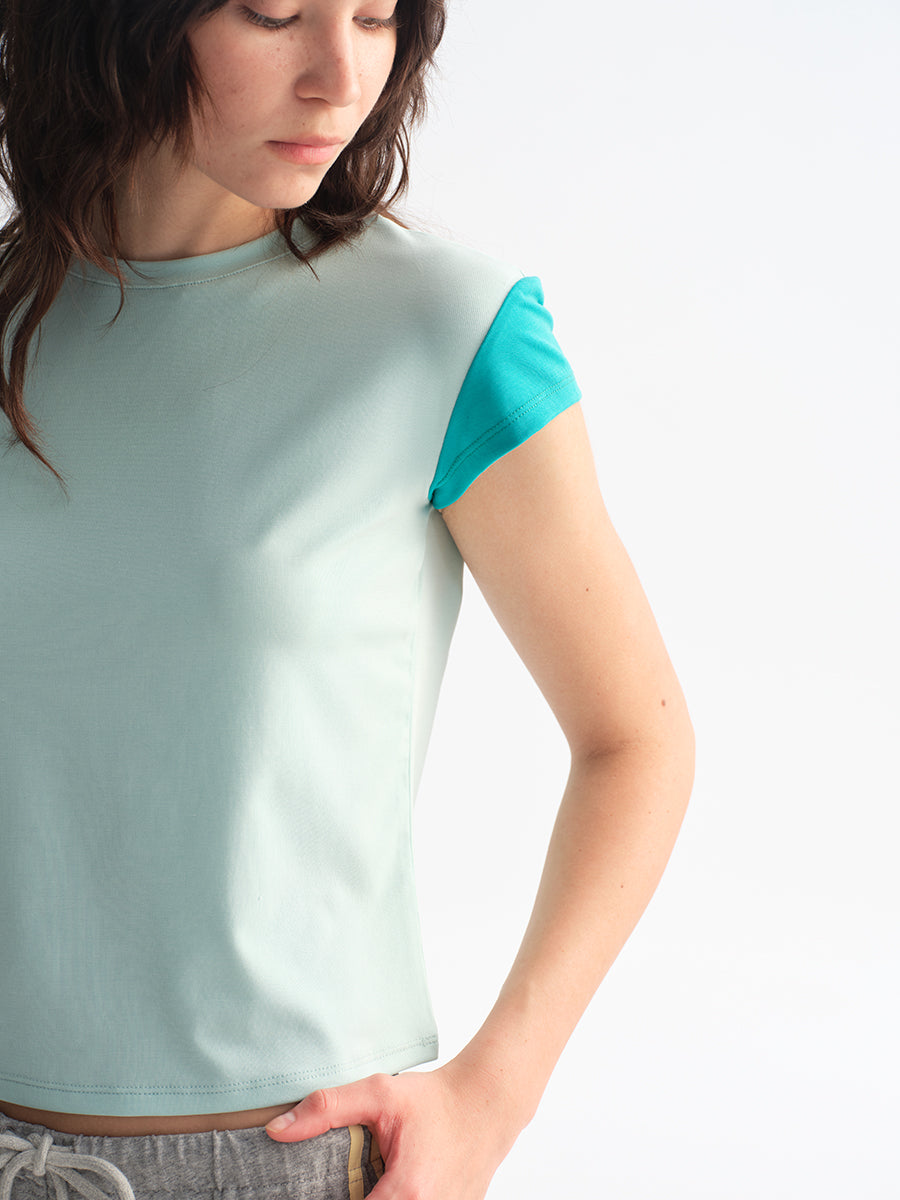 Hughum Modal Knit Color-Block T-Shirt