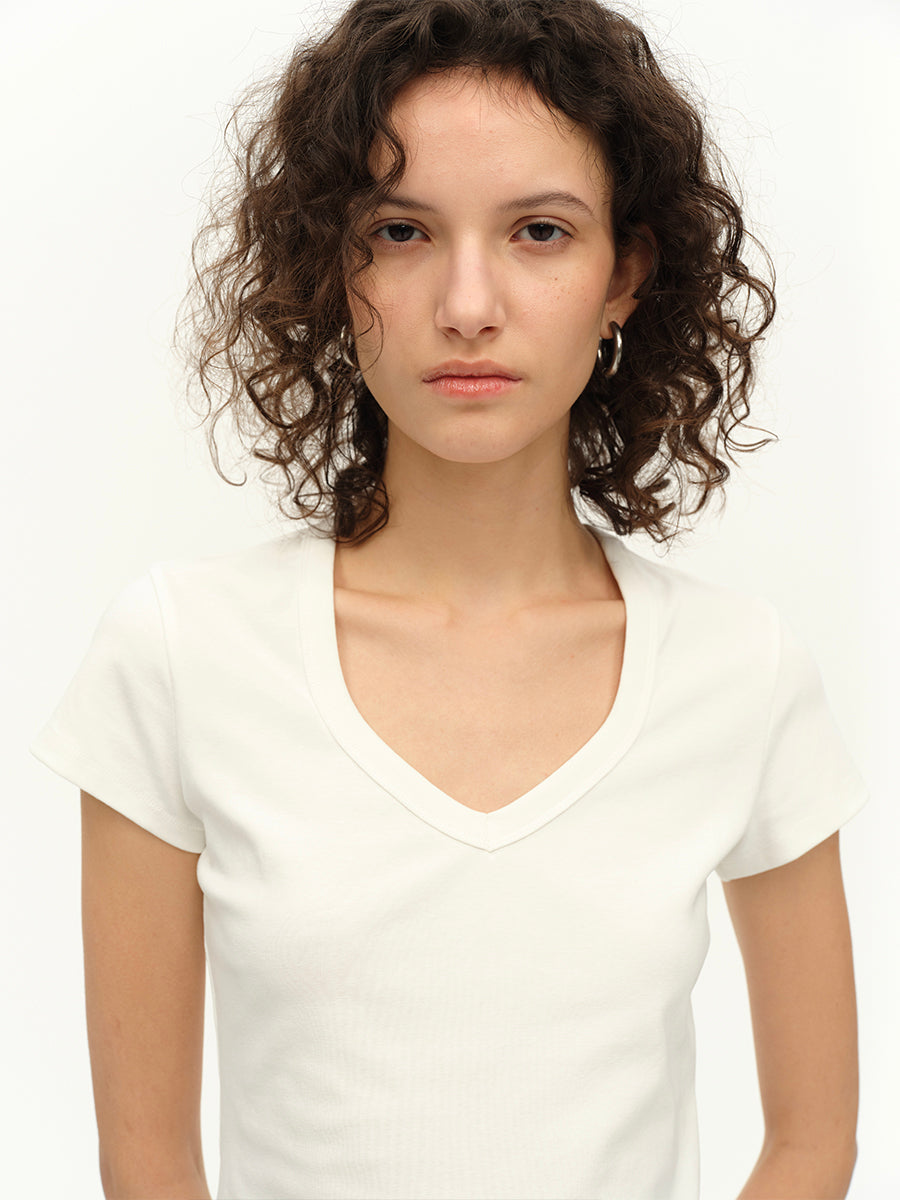 Hughum Curved V-neck Khmer knitted short T-shirt