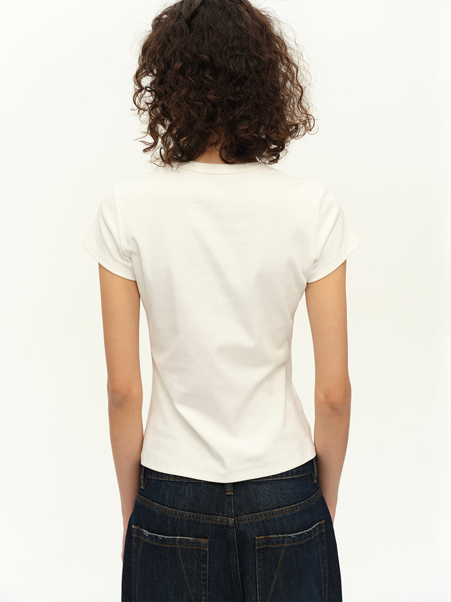 Hughum Curved V-neck Khmer knitted short T-shirt