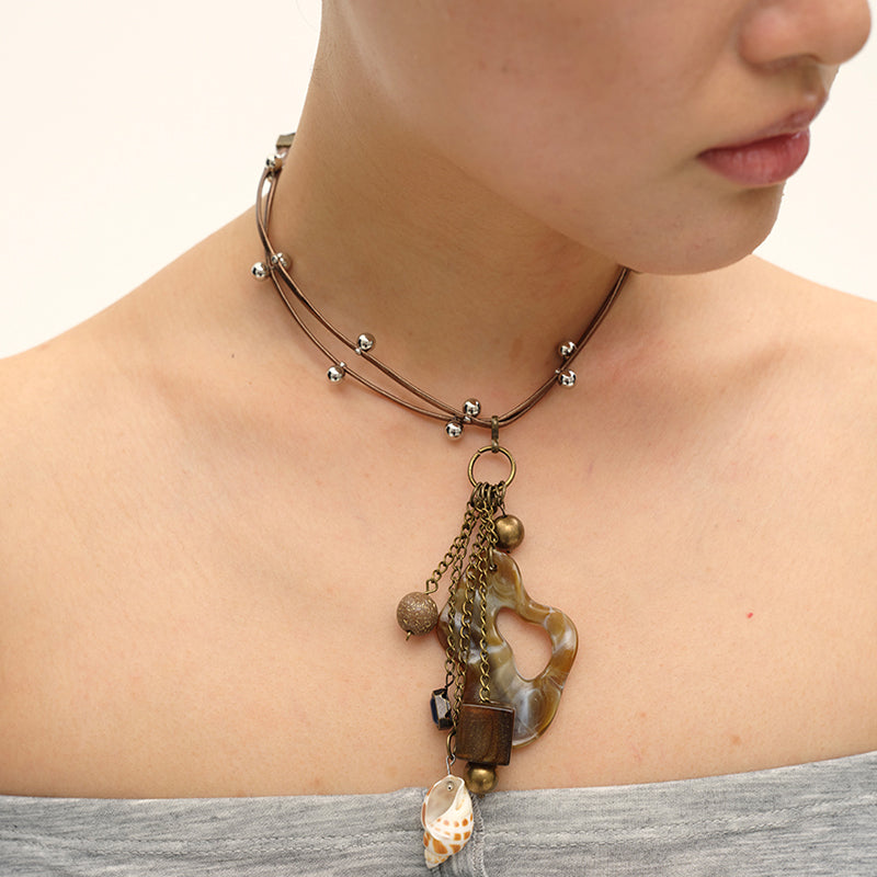 Dotyears24AW A necklace with seashell conch stitching beads in a niche original design