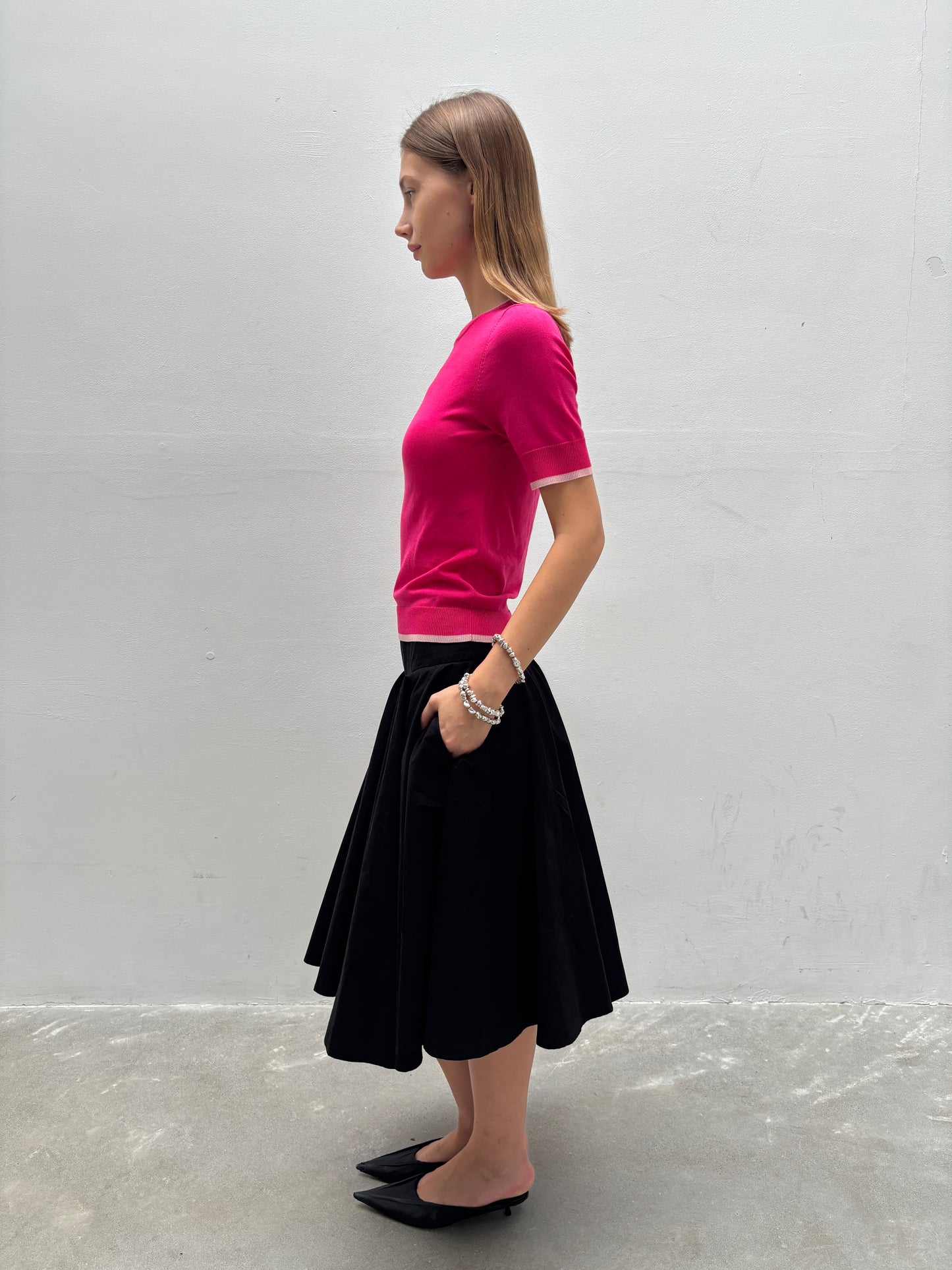 Hughum Two-tone contrast-panel Tencel knit T-shirt