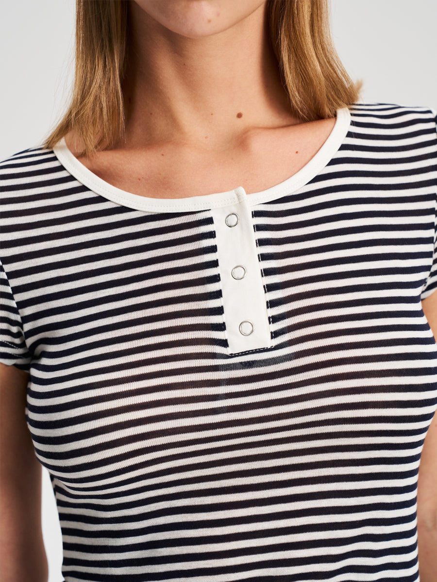 Hughum Orange navy blue sky silk knit crewneck waist T-shirt