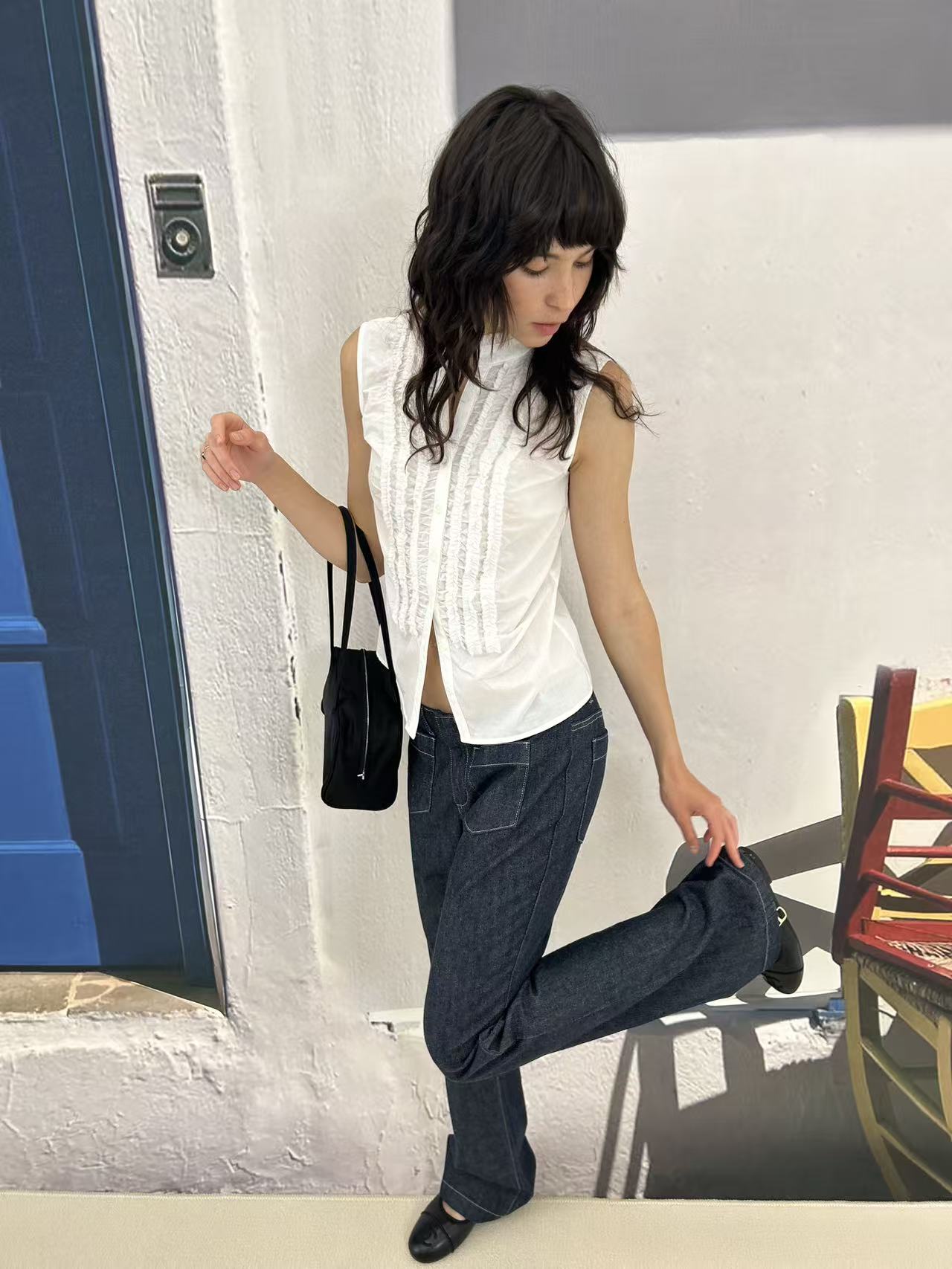 Hughum White lace-trimmed camisole shirt