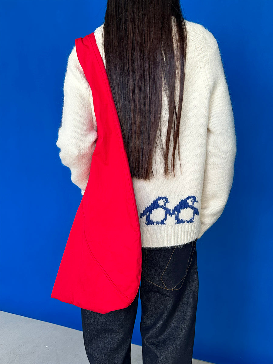 Hughum Blue and white contrasting penguin-blend sweater