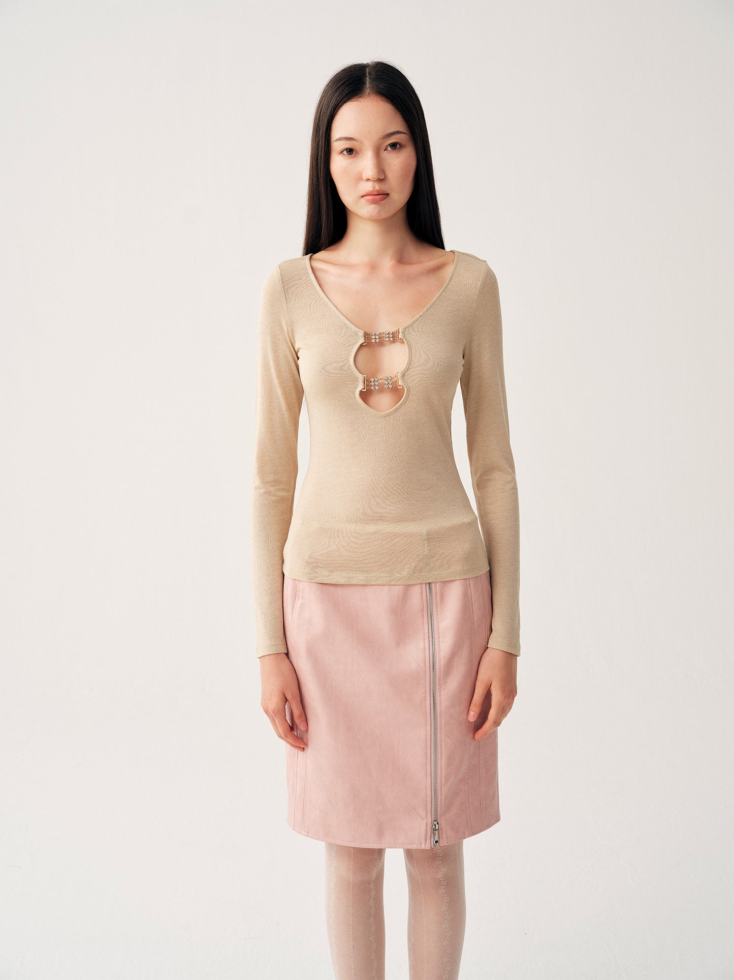 Dotyears Two‑Tone Metal‑Button Top