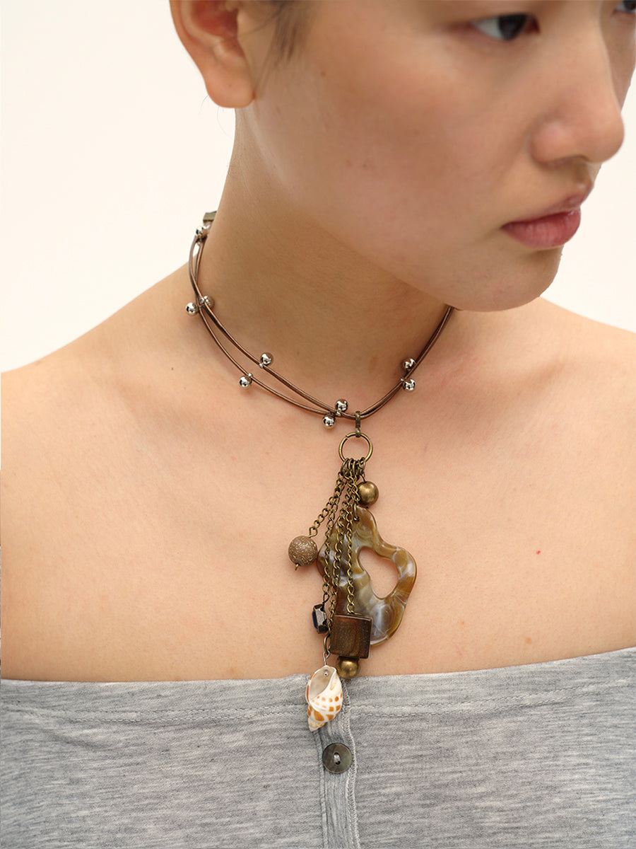 Dotyears24AW A necklace with seashell conch stitching beads in a niche original design