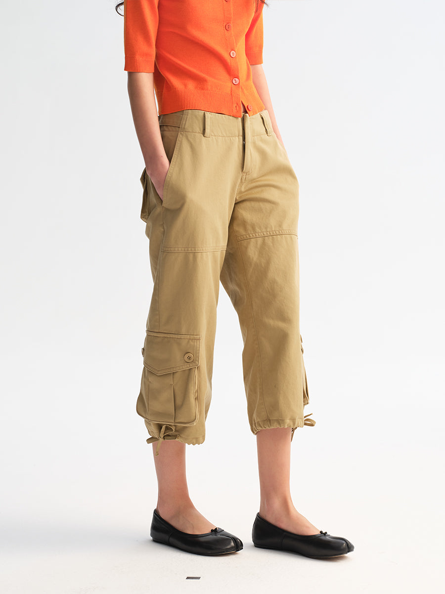 Hughum Khaki low-rise cargo capri pants with pockets