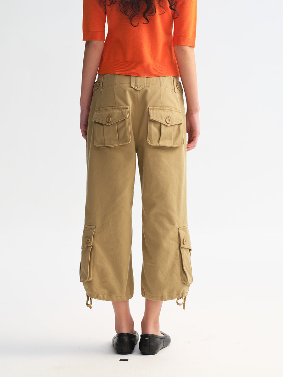 Hughum Khaki low-rise cargo capri pants with pockets