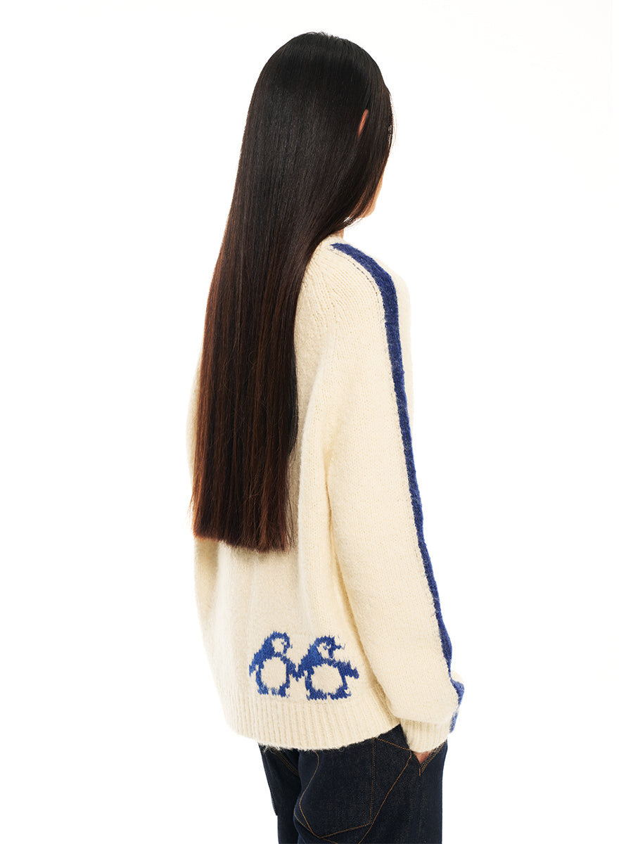 Hughum Blue and white contrasting penguin-blend sweater