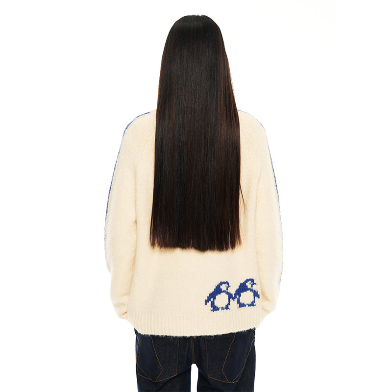 Hughum Blue and white contrasting penguin-blend sweater