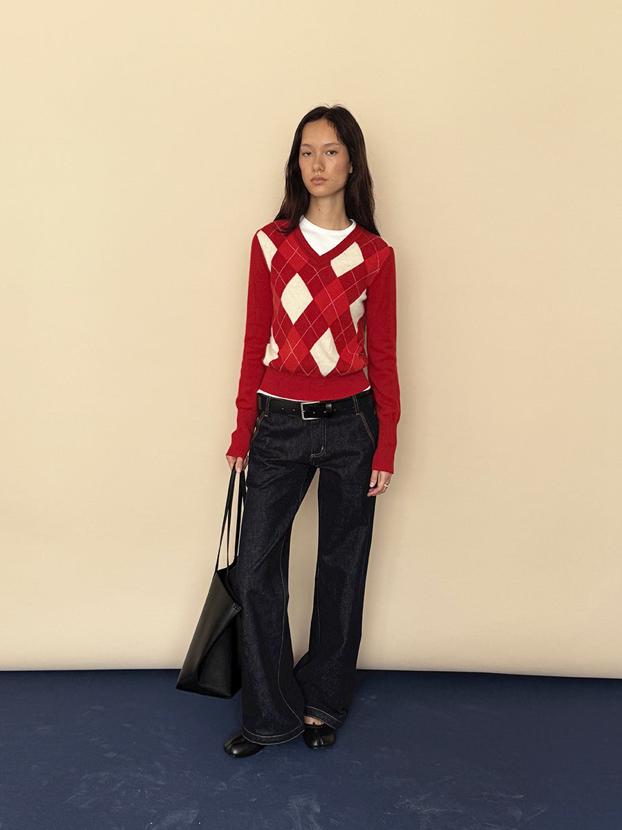 Hughum Red Wool Sweater with Diamond Pattern