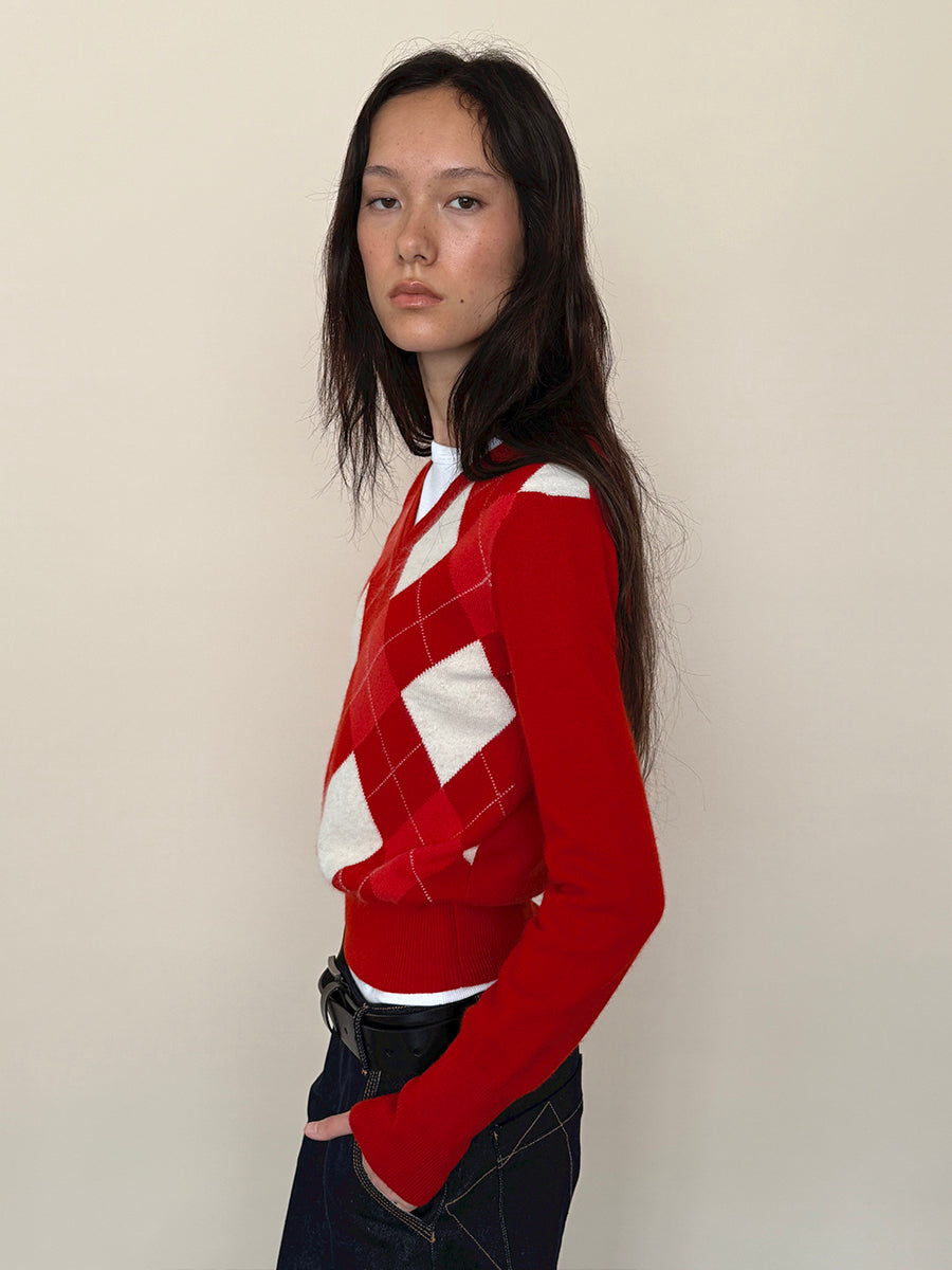 Hughum Red Wool Sweater with Diamond Pattern