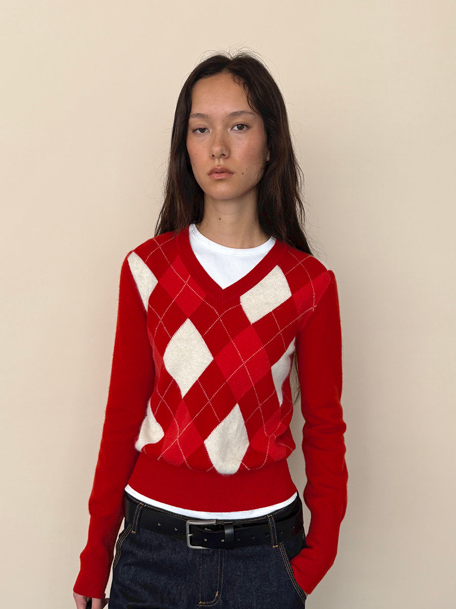 Hughum Red Wool Sweater with Diamond Pattern