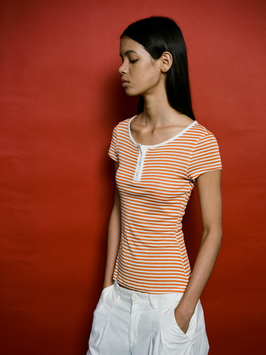 Hughum Orange navy blue sky silk knit crewneck waist T-shirt